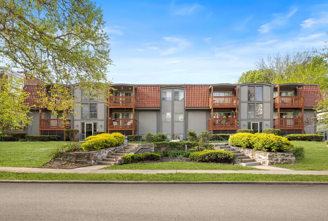 Seville Apartments - Photo 2 of 27