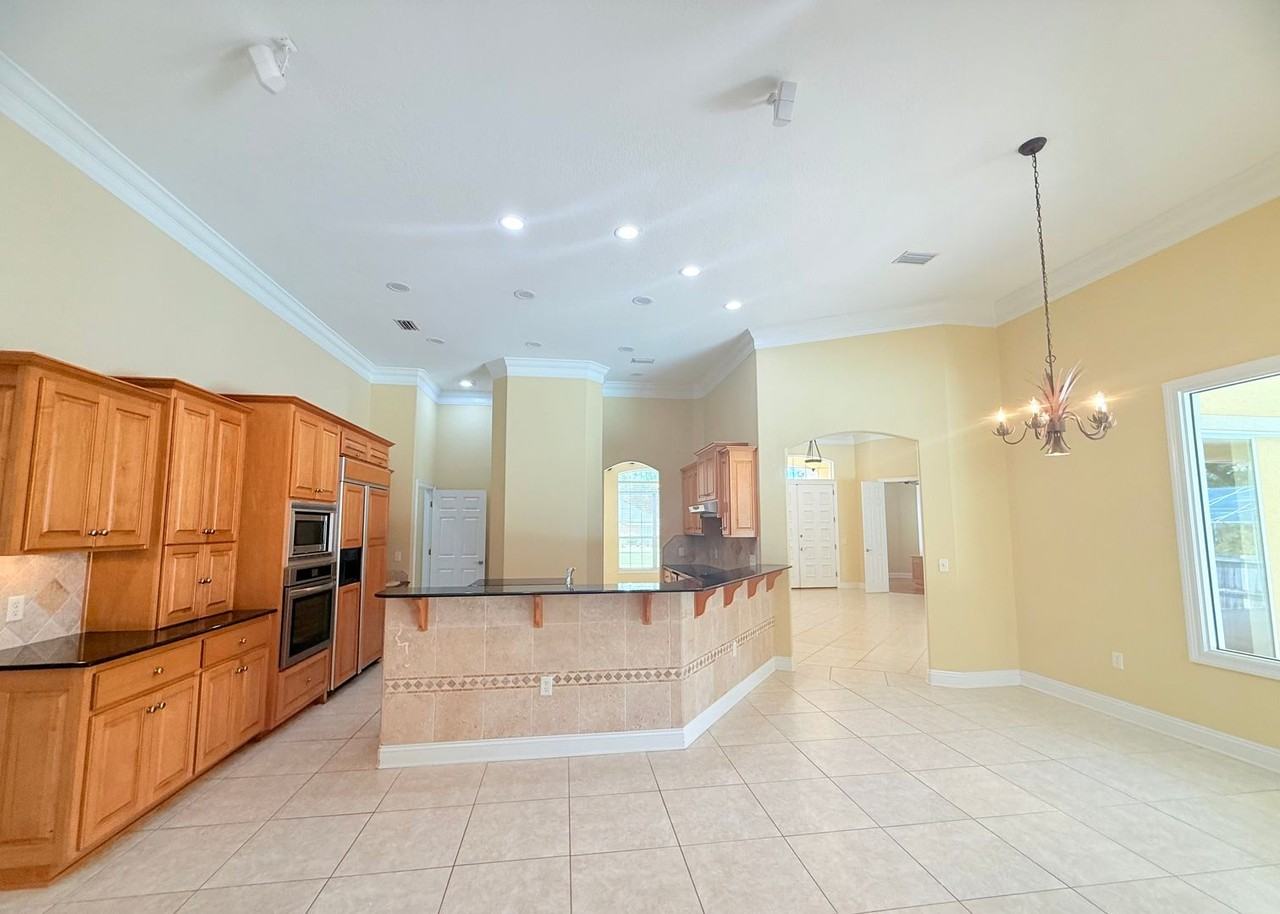 4157 Castle Gate Dr - Photo 5 of 22