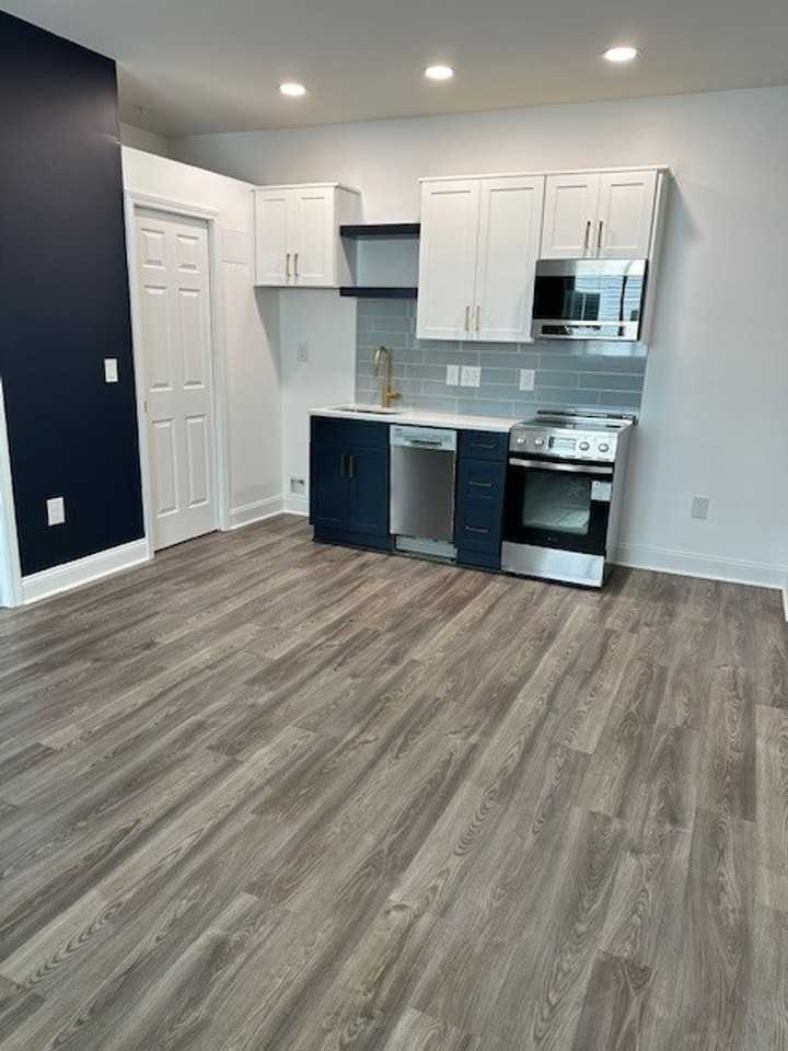 Cargo North - Photo 5 of 17