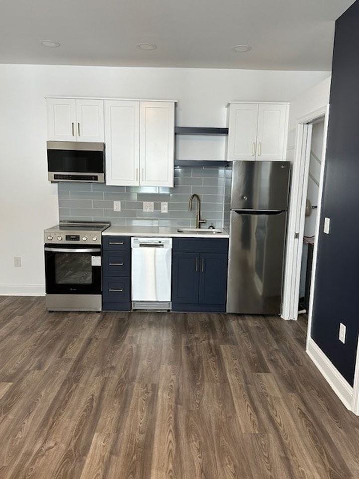 Cargo North - Photo 7 of 17