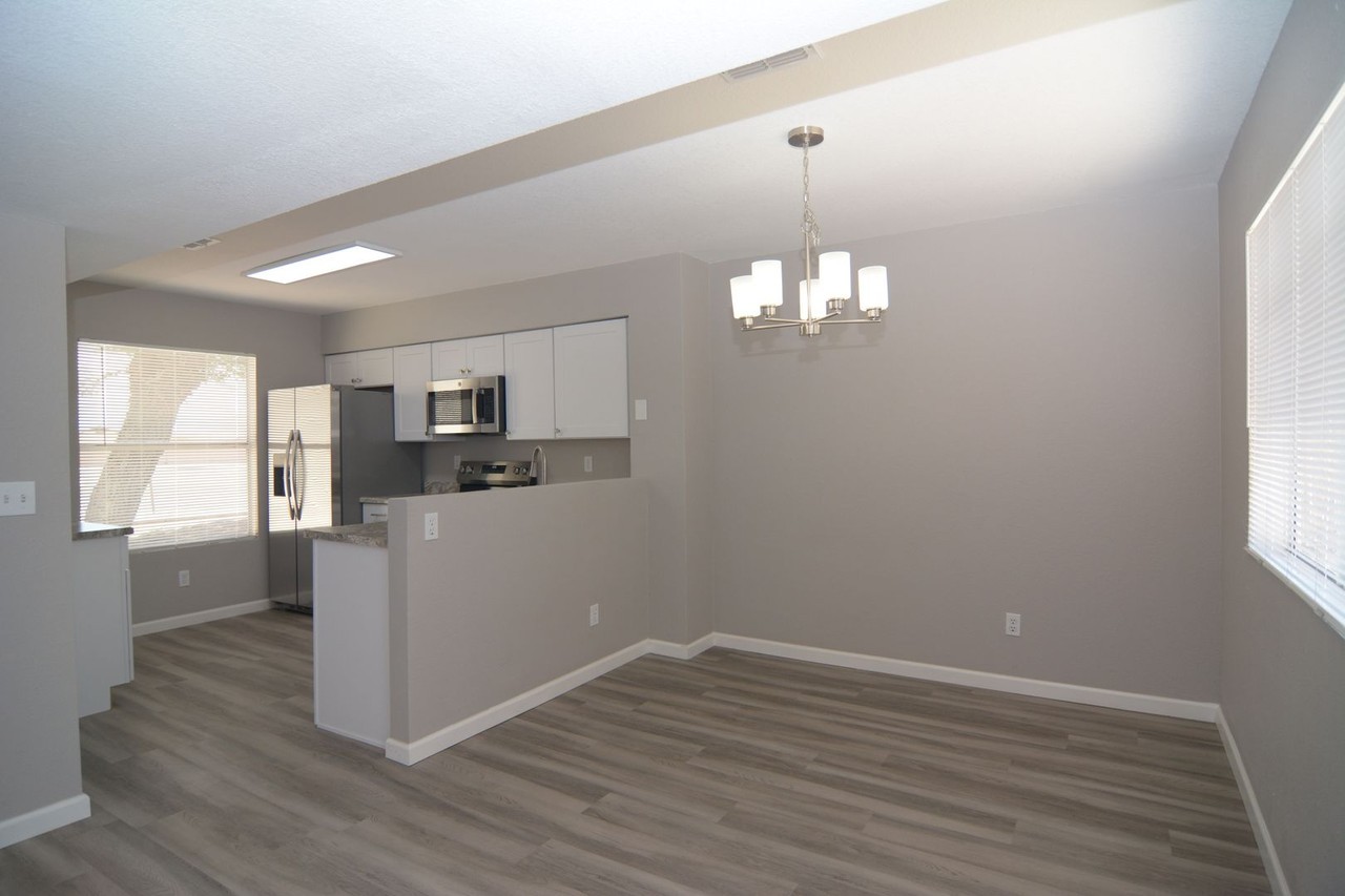 2601 W Aiden St - Photo 6 of 23