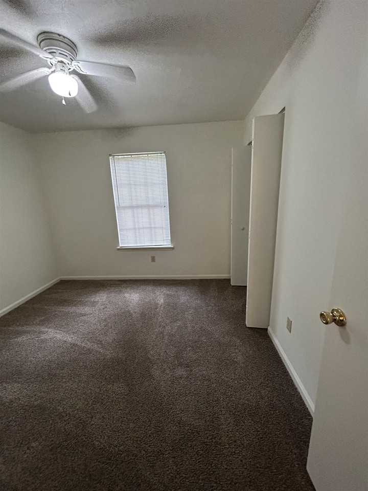 8308 Pegwood Way - Photo 7 of 13