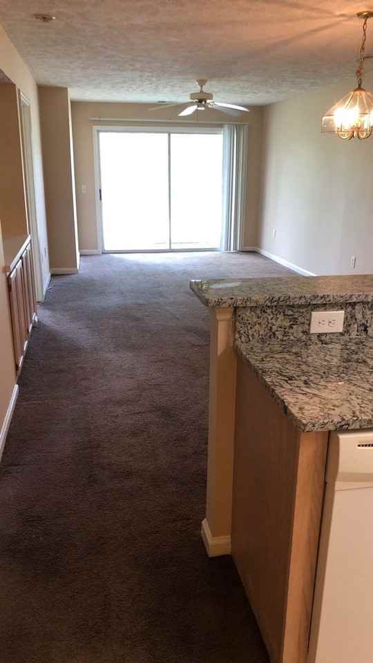 493 White River Dr #28E - Photo 4 of 17