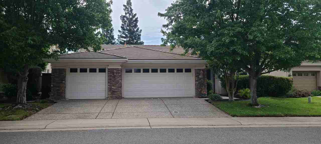 1780 Poppy Field Dr - Photo 3 of 14