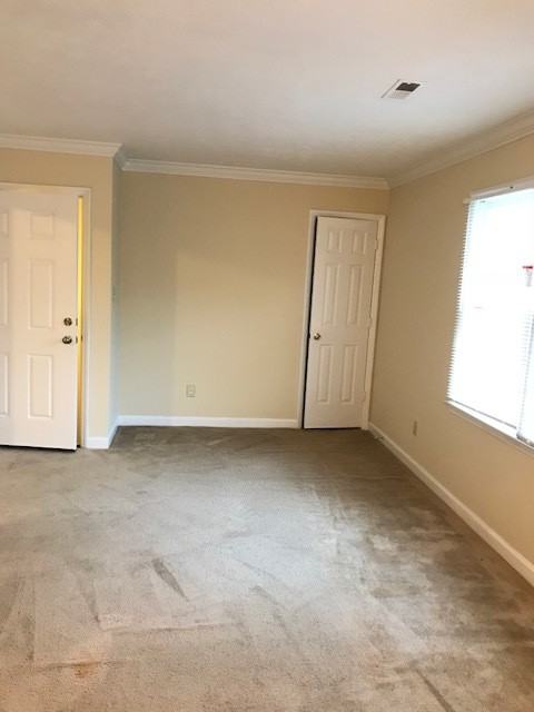 2320 Morningside Dr - Photo 2 of 12