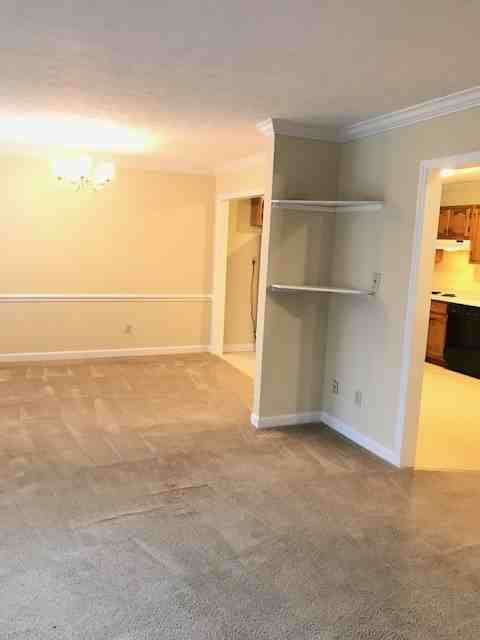 2320 Morningside Dr - Photo 4 of 12