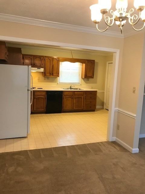 2320 Morningside Dr - Photo 6 of 12