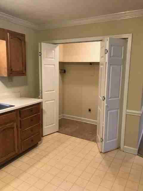 2320 Morningside Dr - Photo 7 of 12