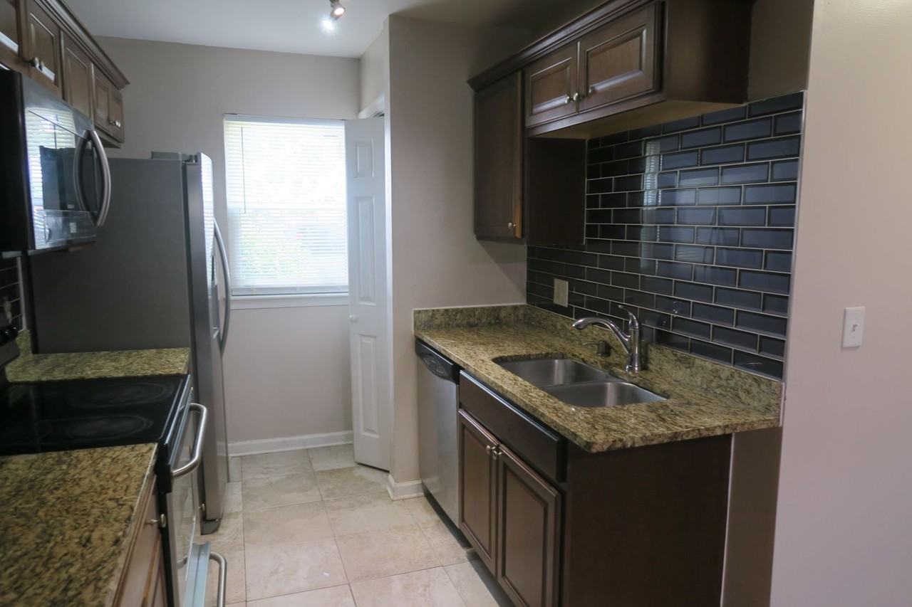 1401 Wendfield Dr #103 - Photo 2 of 22