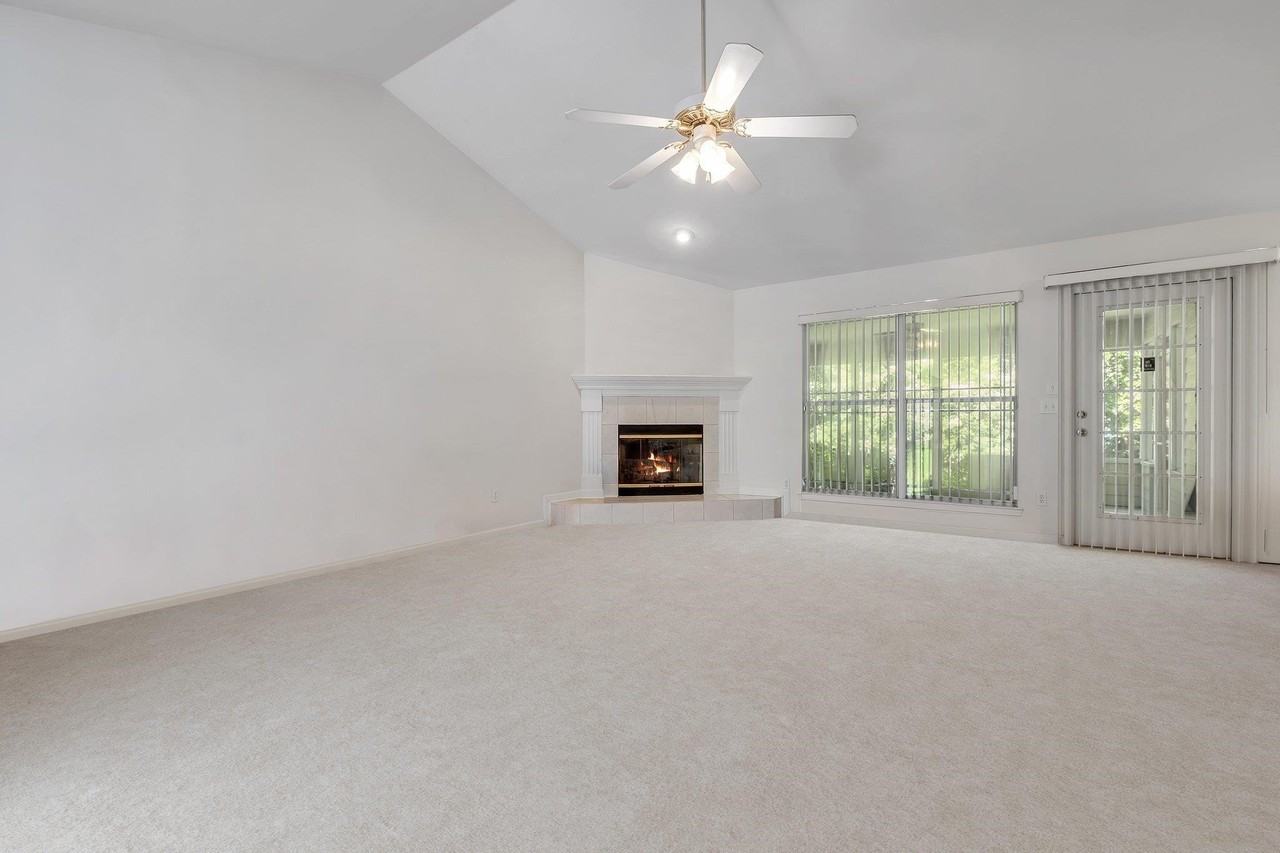 3528 Leighton Hall Court - Photo 4 of 22