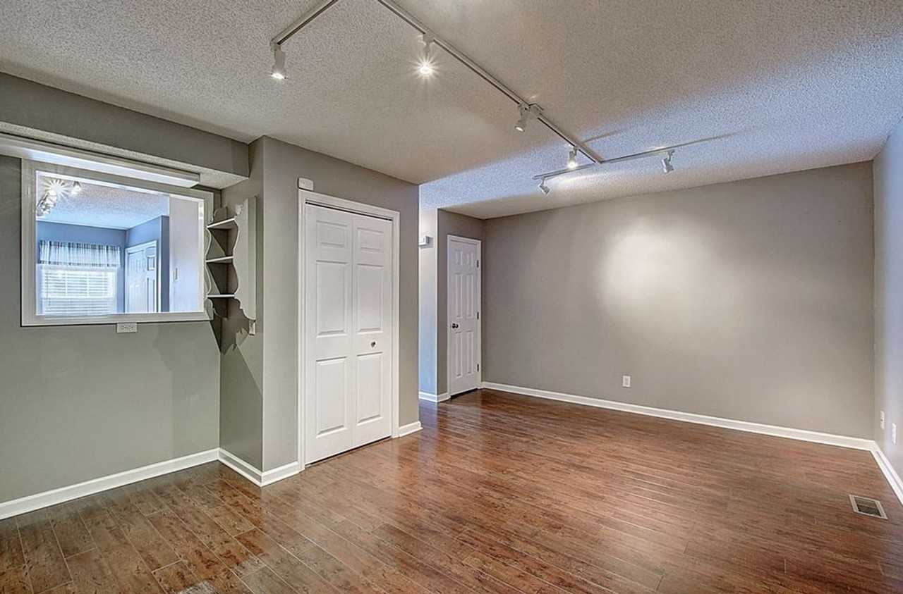 200 Arrowhead Dr - Photo 5 of 17