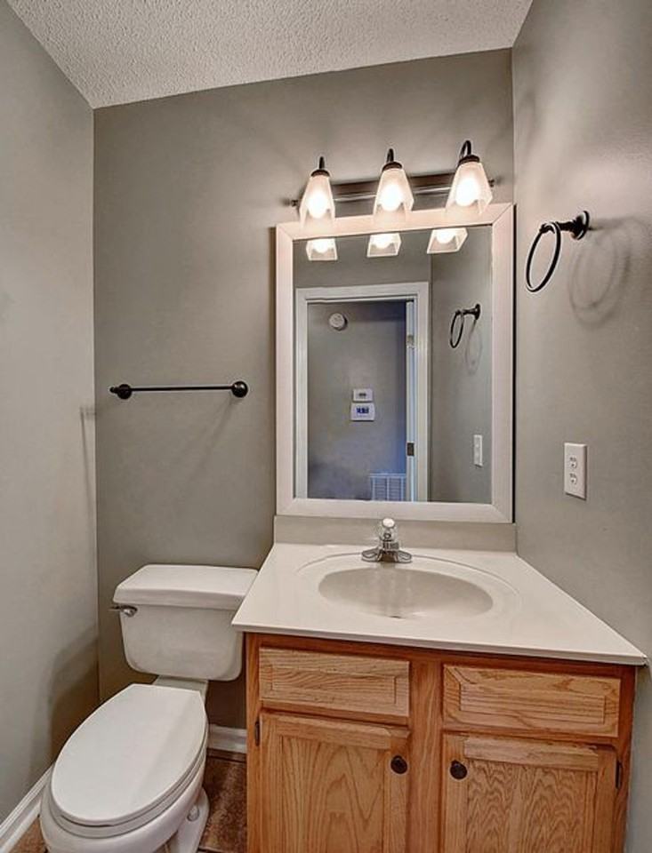 200 Arrowhead Dr - Photo 6 of 17