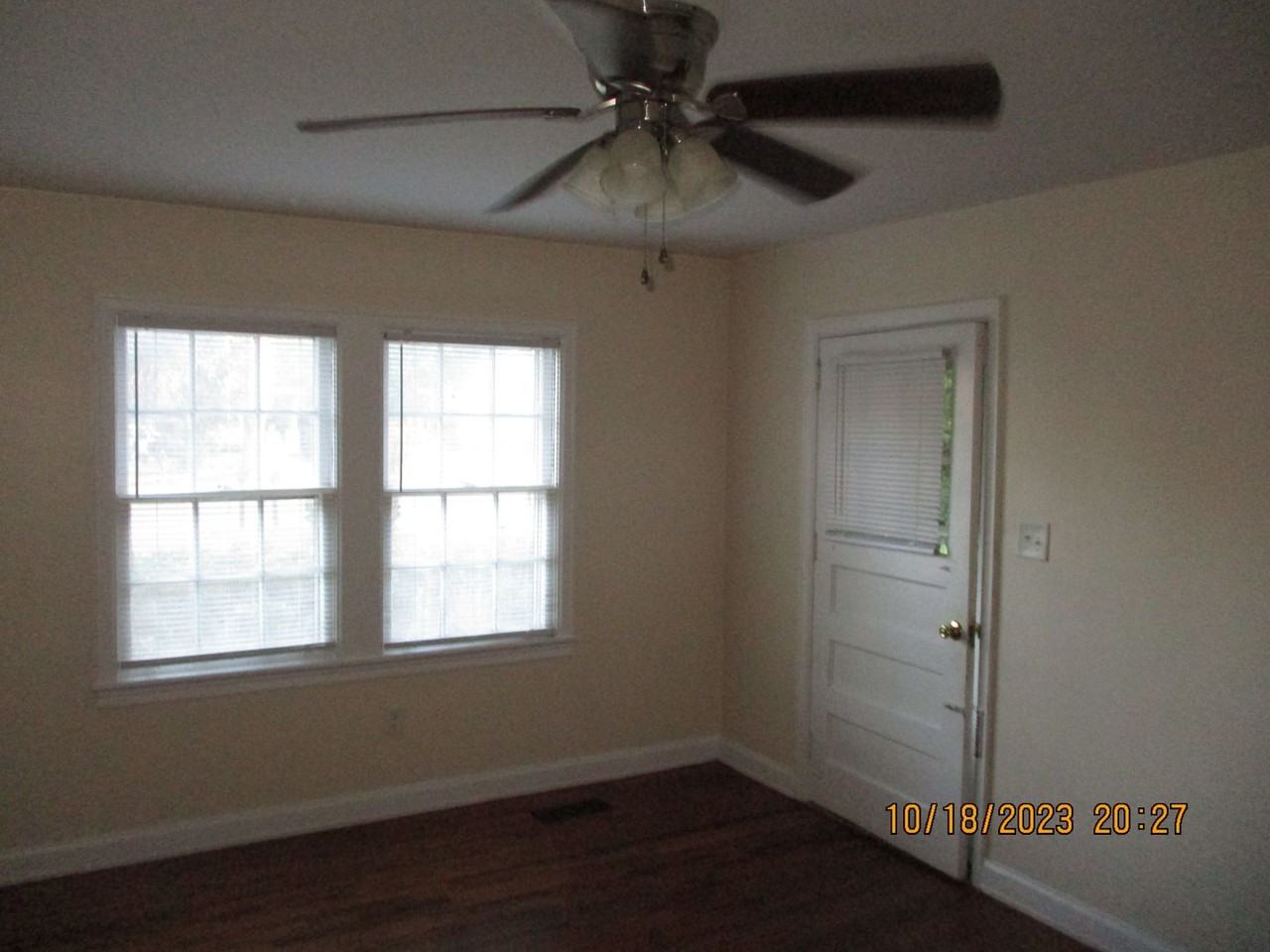 1312A 9th Ave - Photo 3 of 8