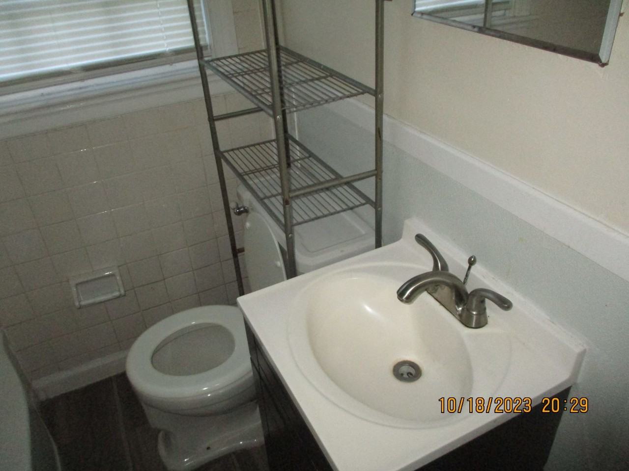 1312A 9th Ave - Photo 6 of 8