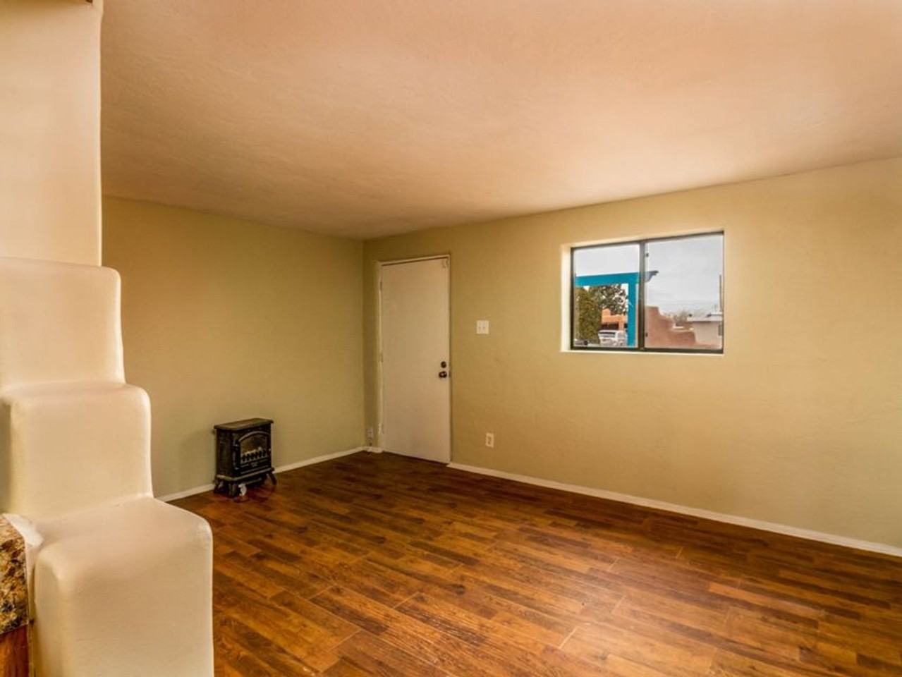 2838 Aliso Dr Ne - Photo 5 of 16