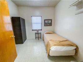 featured image of 712 712 W Walnut  - 712 W Walnut