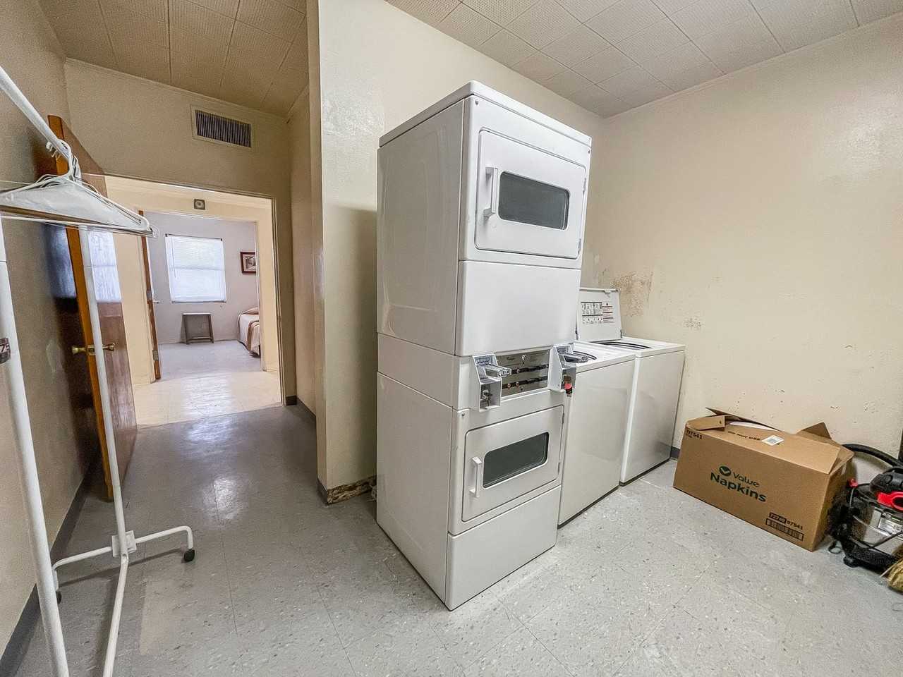 712 712 W Walnut  - 712 W Walnut - Photo 4 of 14