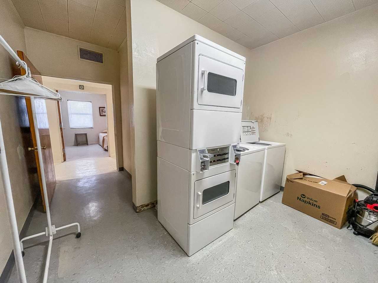 712 712 W Walnut  - 712 W Walnut - Photo 5 of 14