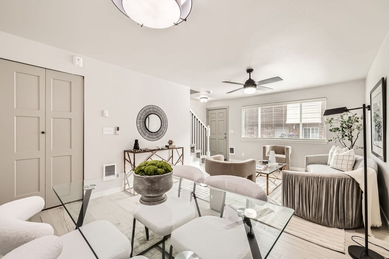 Evergreen Townhomes - Photo 5 of 25