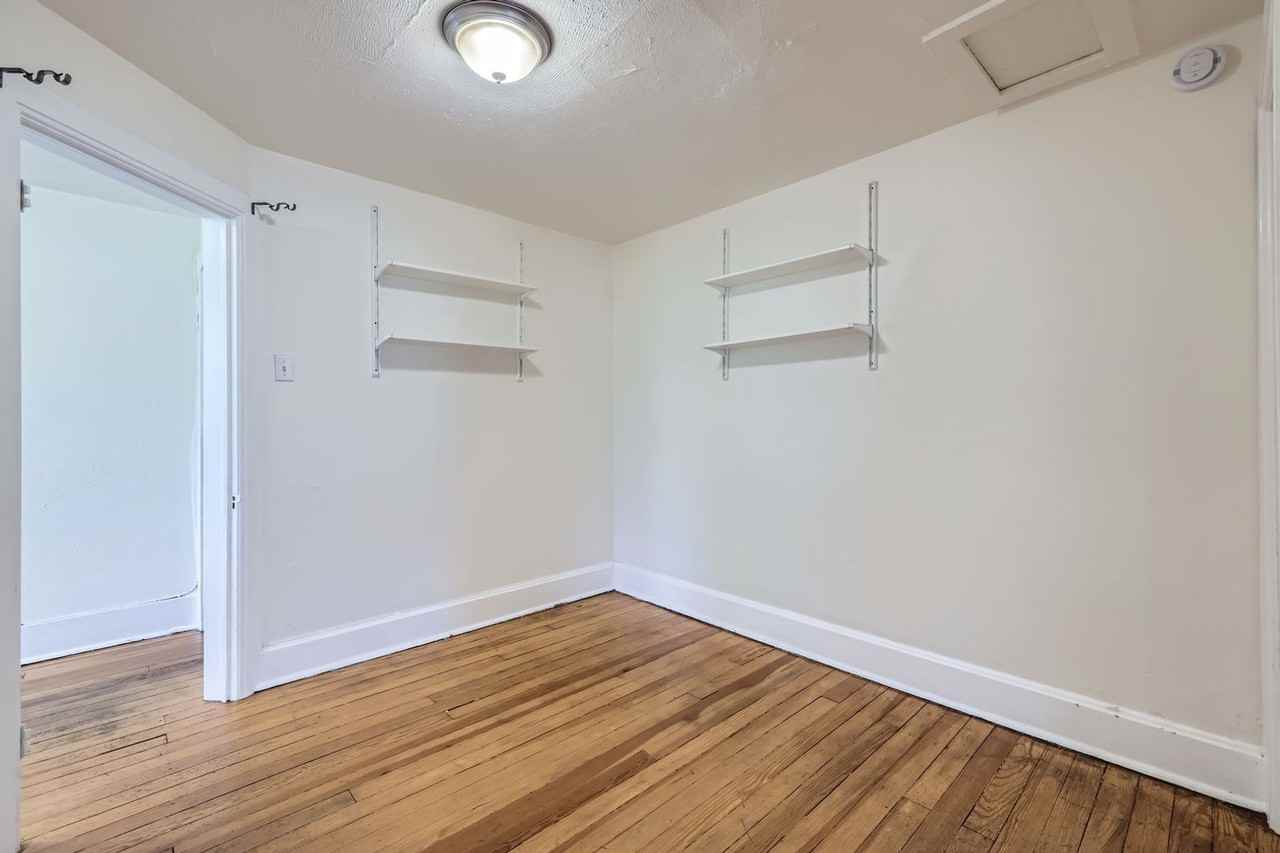 1110 N Clarkson St #4 - Photo 7 of 19