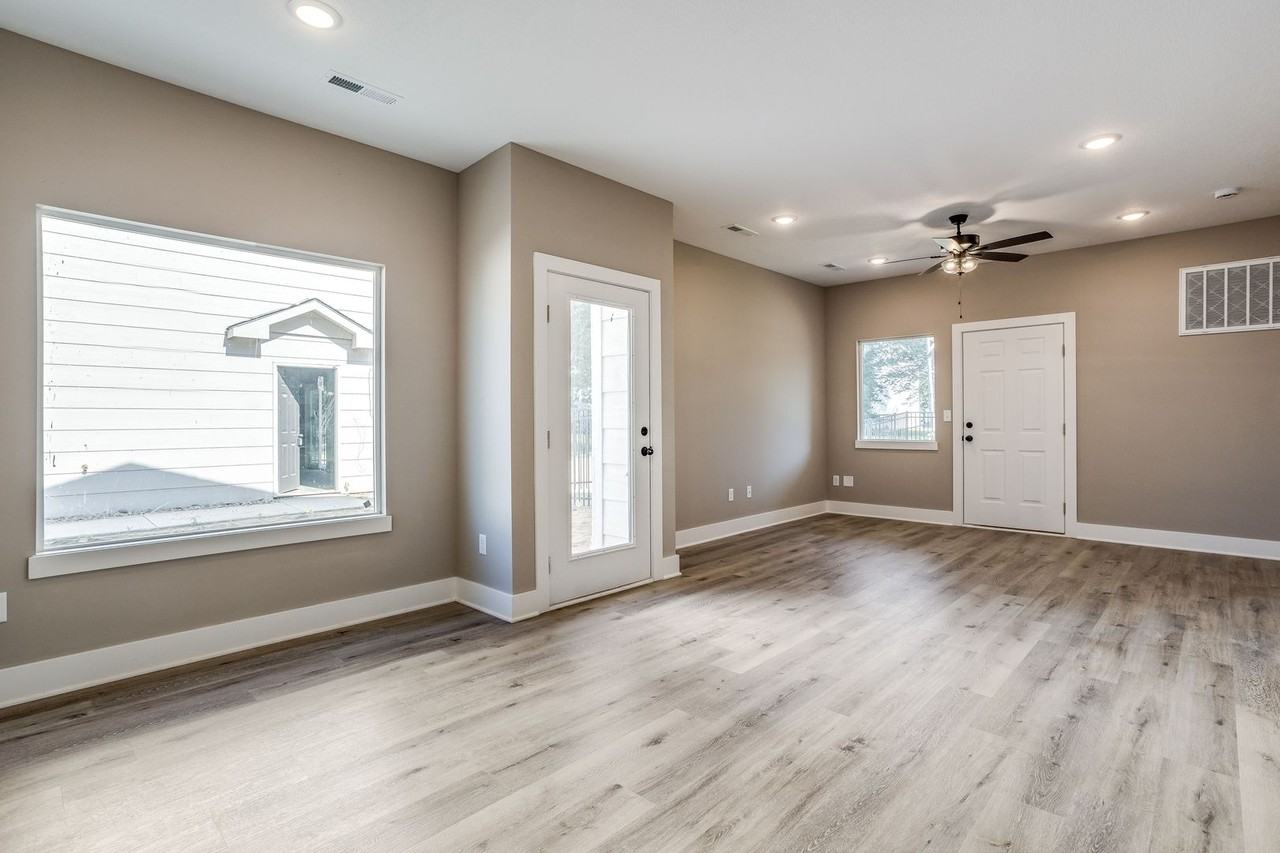 1605 S Limuel St - Photo 2 of 11