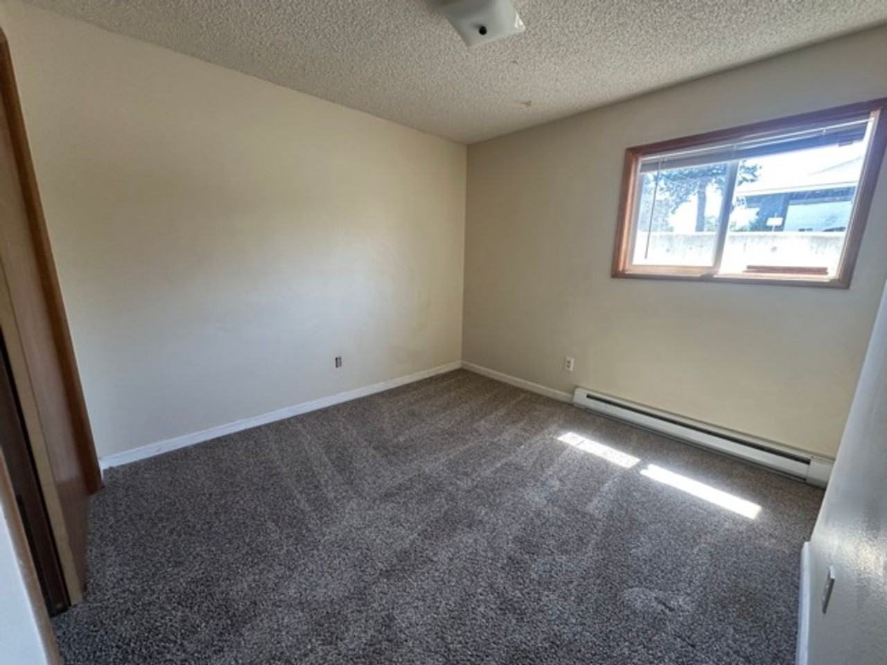 75.00 - 126 E Barker - Photo 5 of 12