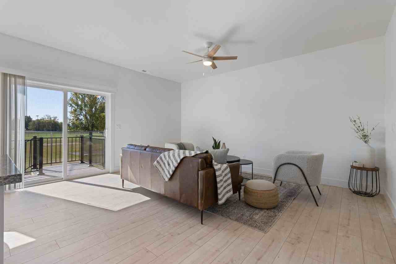 1124 Home Run Ave - Photo 3 of 37