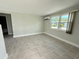SG-NY 4 Plex - Photo 1 of 1