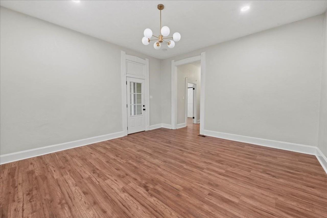 1133 Olive St - Photo 2 of 19