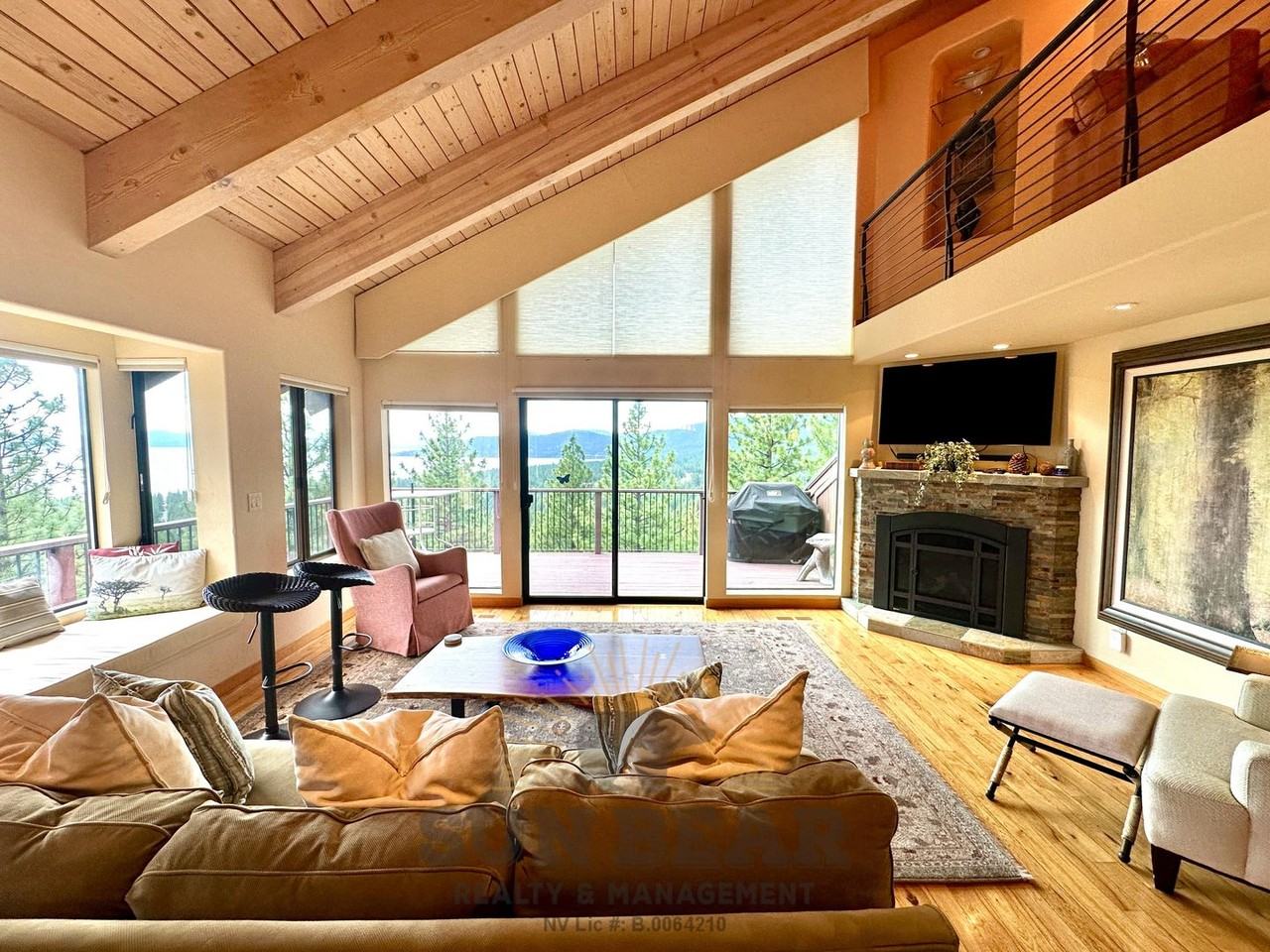 1168 Altdorf Ter - Photo 2 of 33