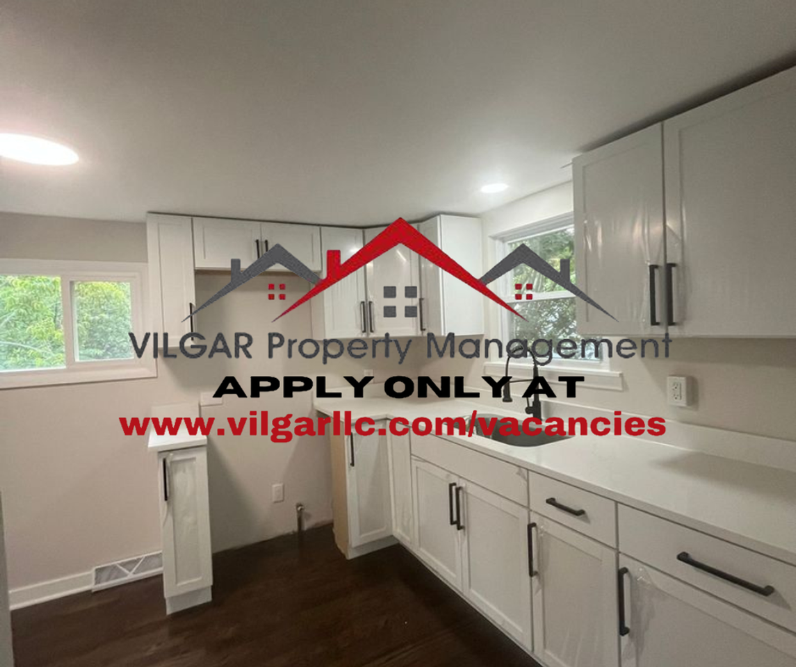 3652 Calhoun St - Photo 2 of 30