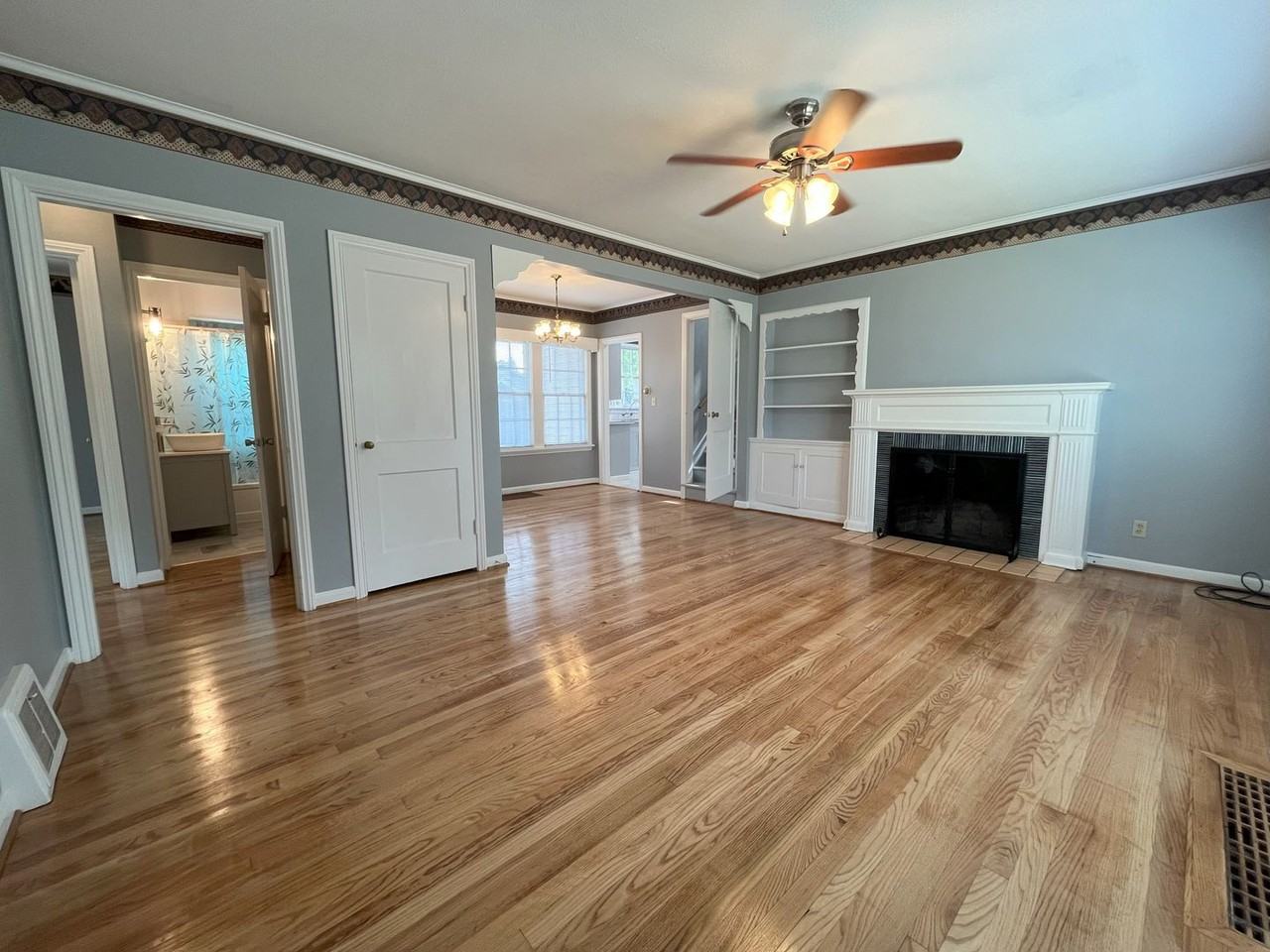 2055 North Blandena Street - Photo 6 of 31