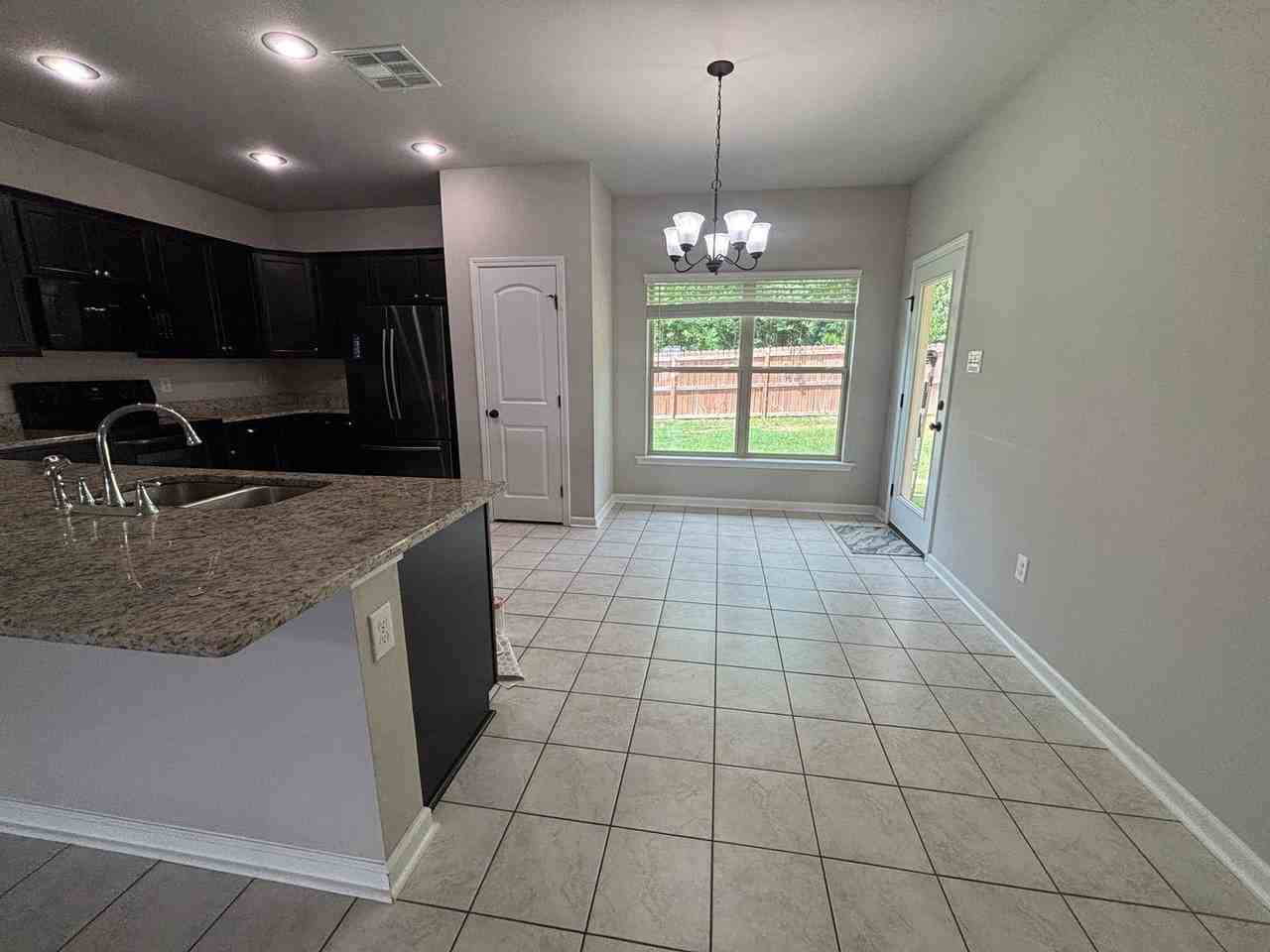 9332 W Reunion Ct - Photo 3 of 9