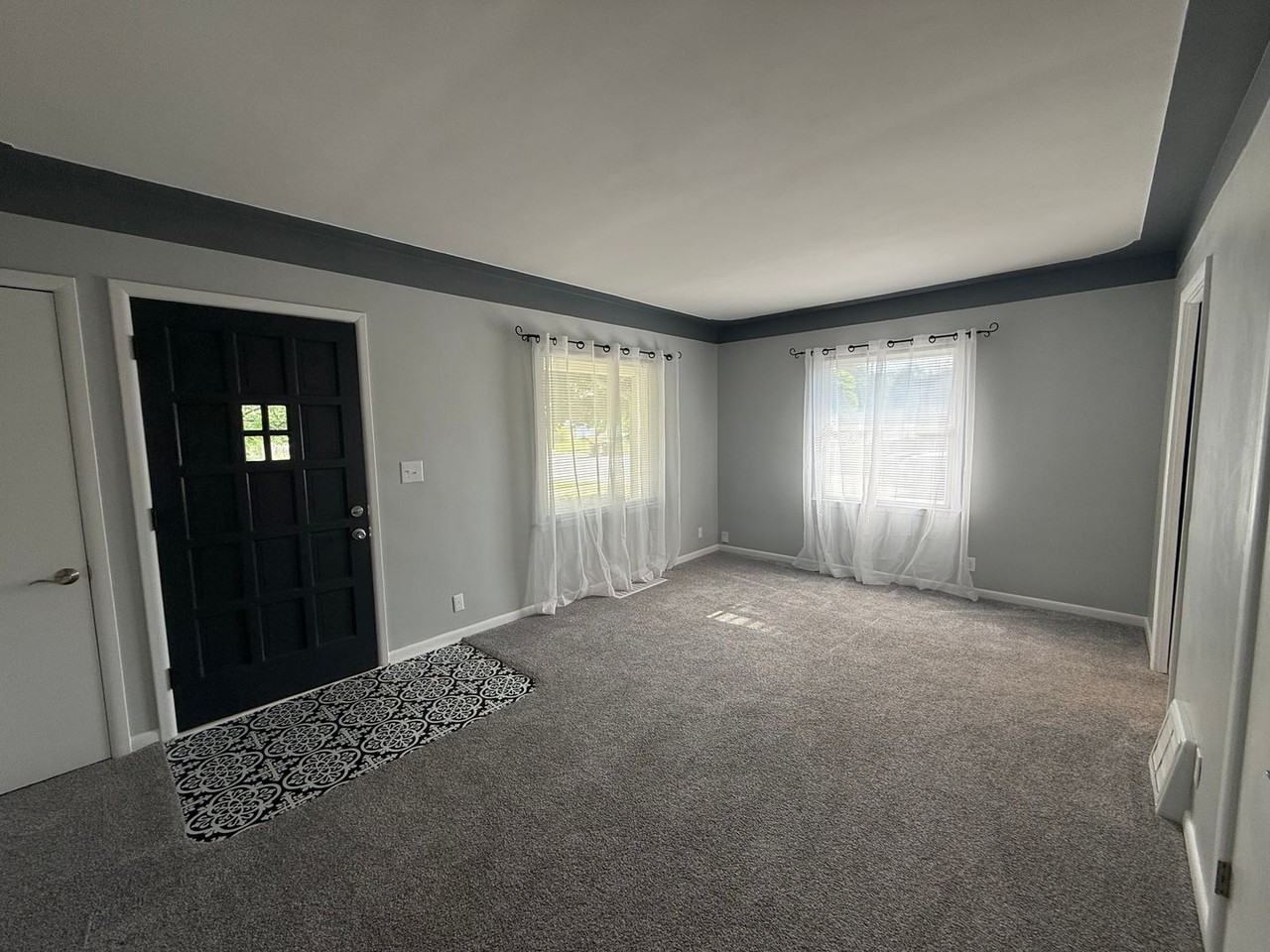 804 Bryant St Sw - Photo 2 of 12