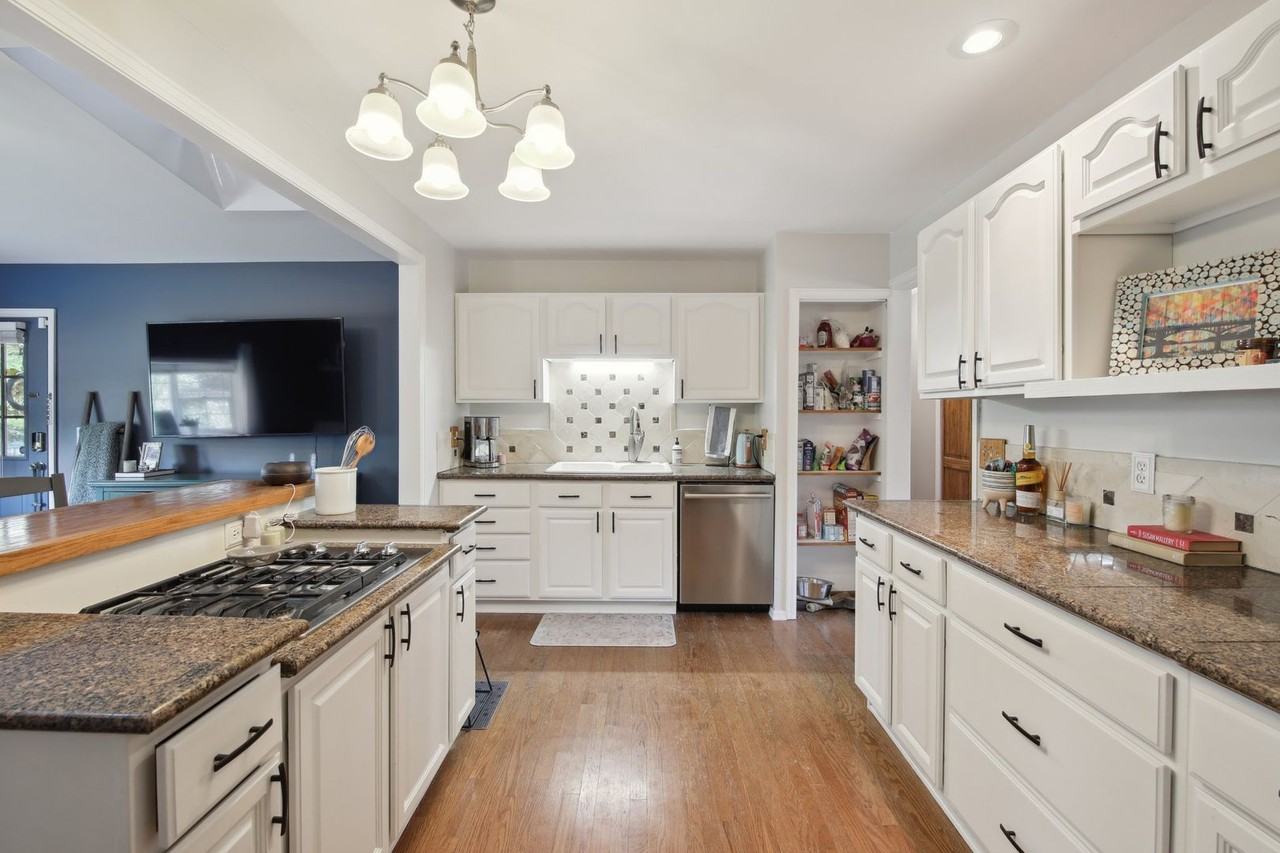 18357 W 58th Dr - Photo 2 of 25