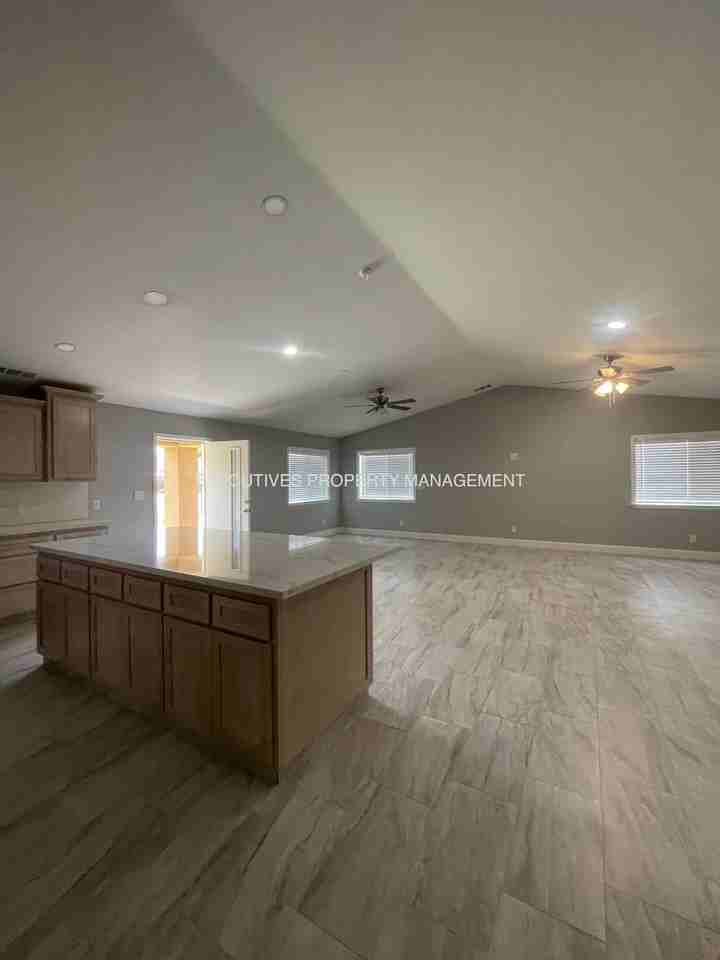 1957 W State Highway 140 - Photo 6 of 18