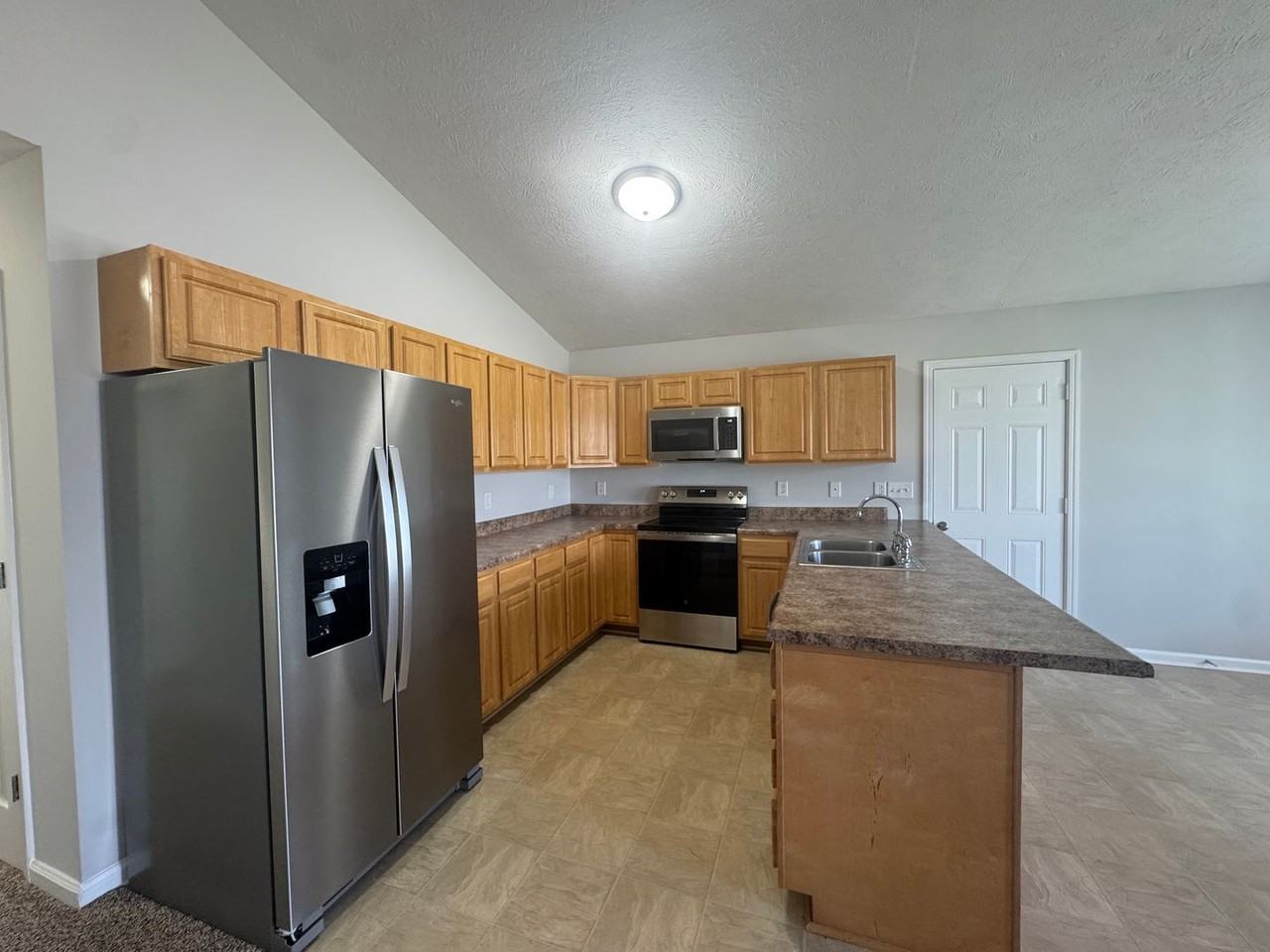 140 Perdez Ct - Photo 4 of 18