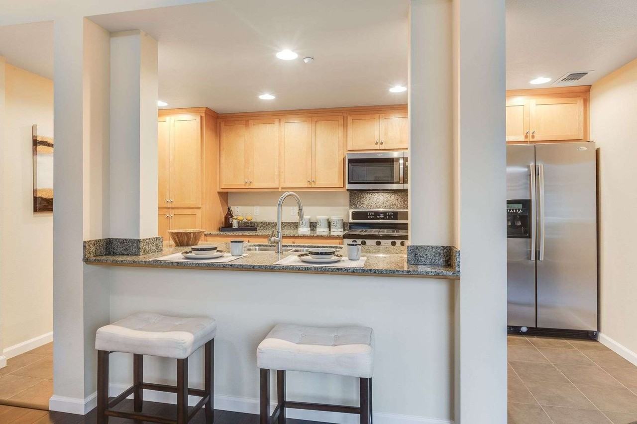 1037 Scotia Ter #304 - Photo 5 of 31