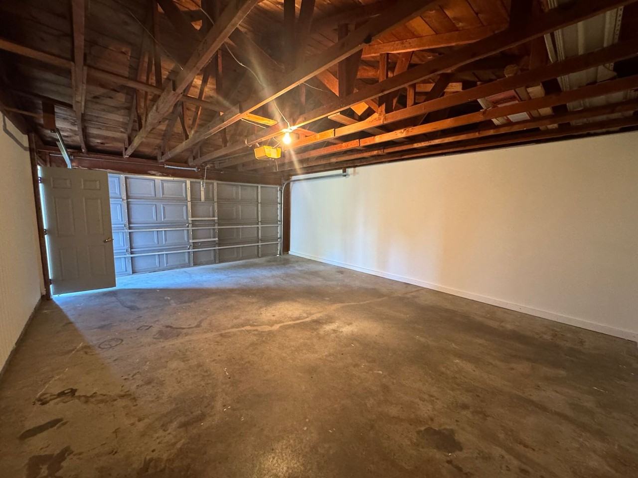 1130 6th St Ne - Photo 3 of 12