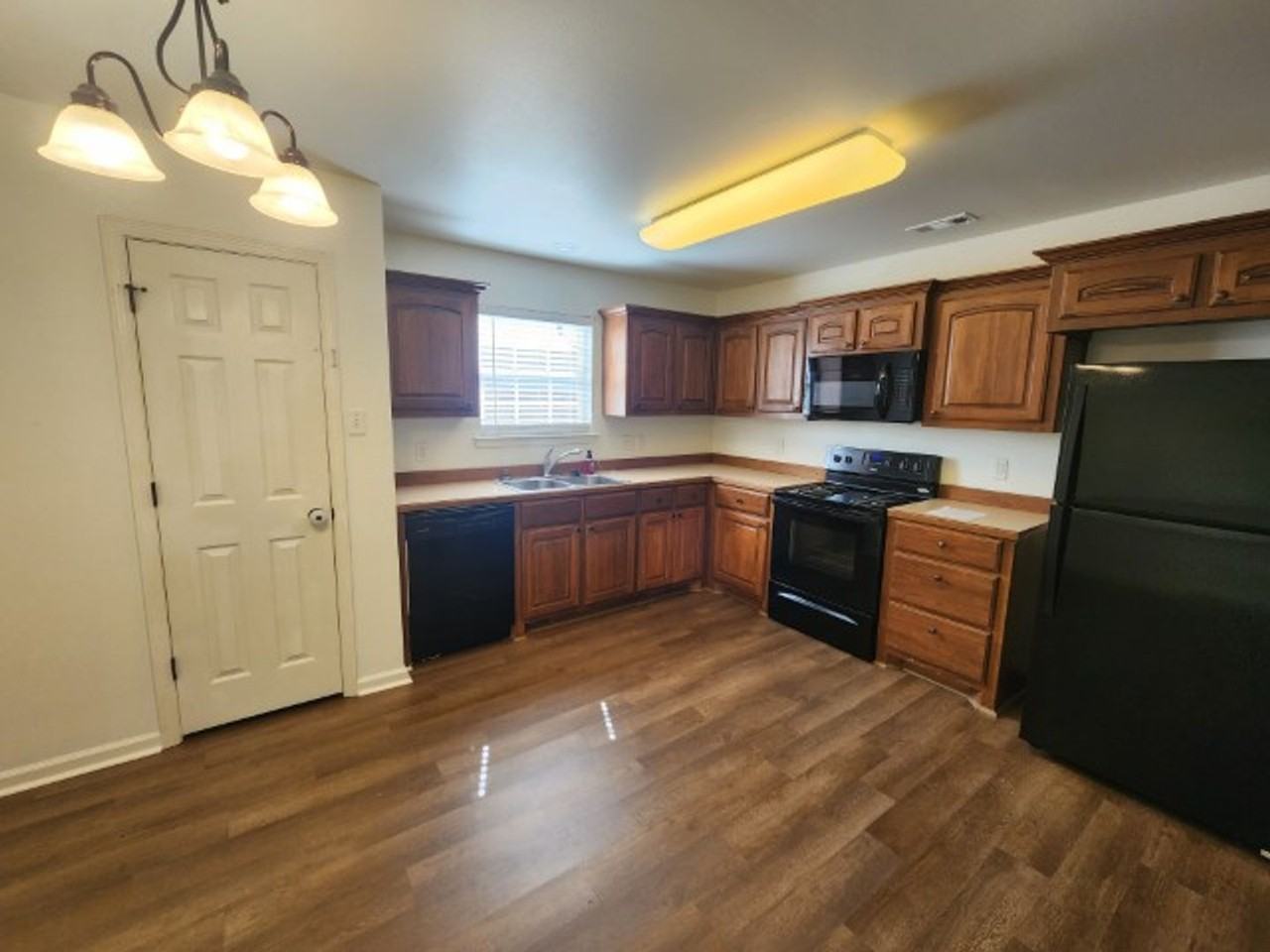 503 Sharron Oaks Ct - Photo 6 of 23