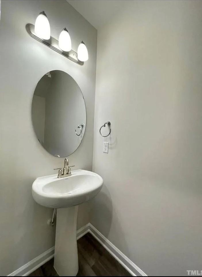 103 Joneshaven Dr - Photo 5 of 25