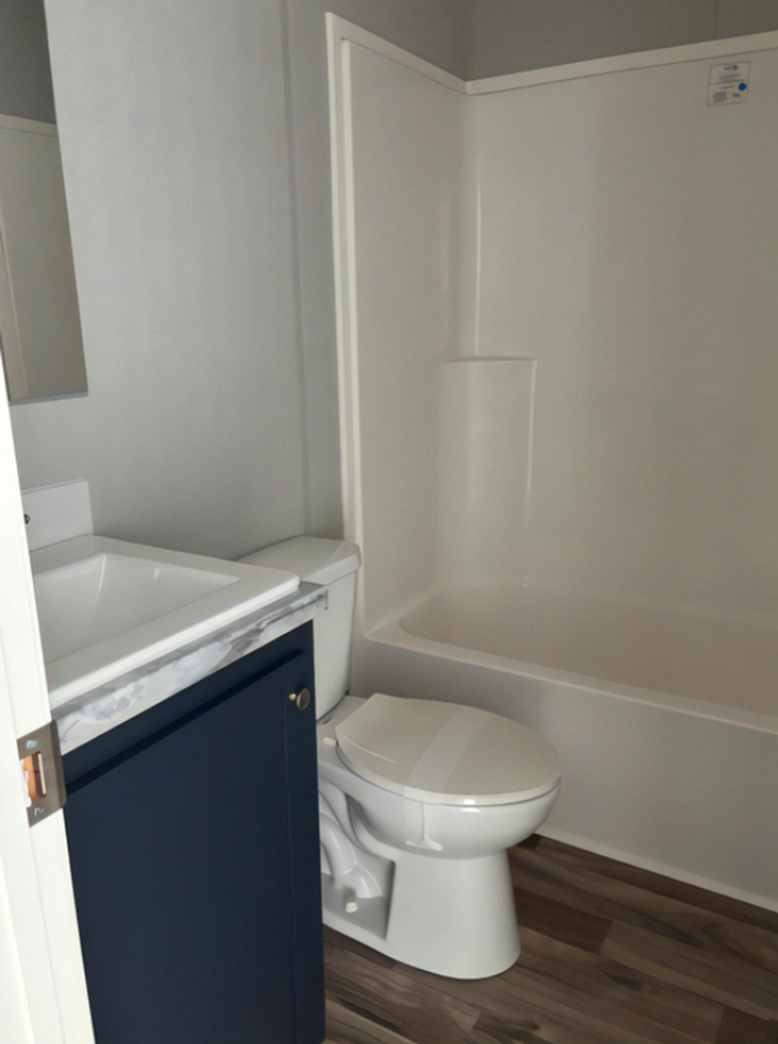 547 Lee Hy Dr - Photo 4 of 5