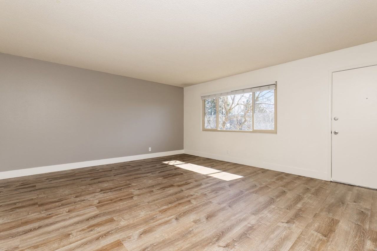 Garden Park Apartments - Photo 4 of 23