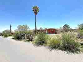 featured image of 3236 Titanic Ave