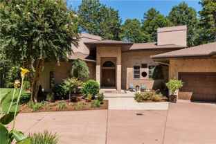 214 Shipmaster Dr - Photo 1 of 1