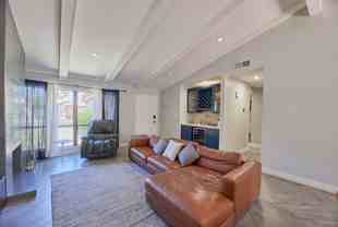 5750 N Scottsdale Rd - Photo 1 of 1