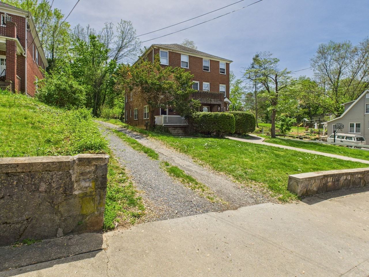 640 Alleghany Ave. - Photo 3 of 4