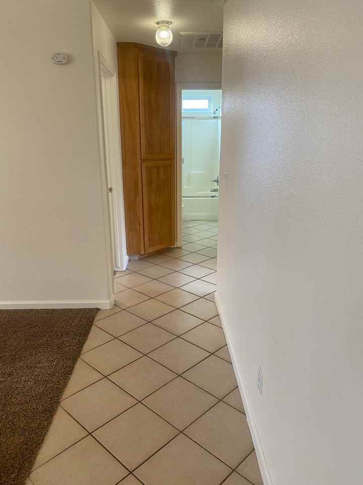 2311 E Country Ave - Photo 3 of 23