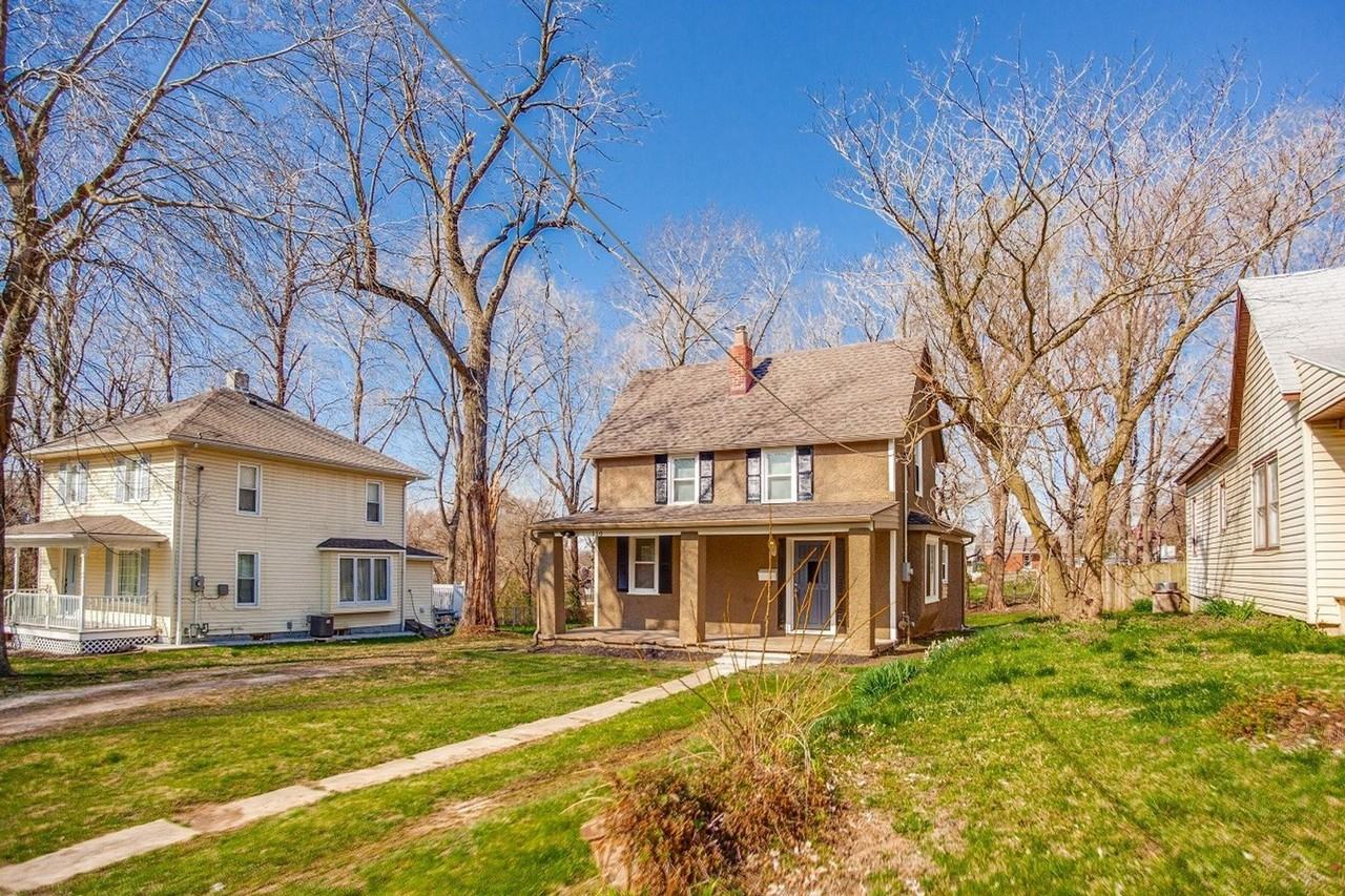 110 S Park Ave - Photo 3 of 24