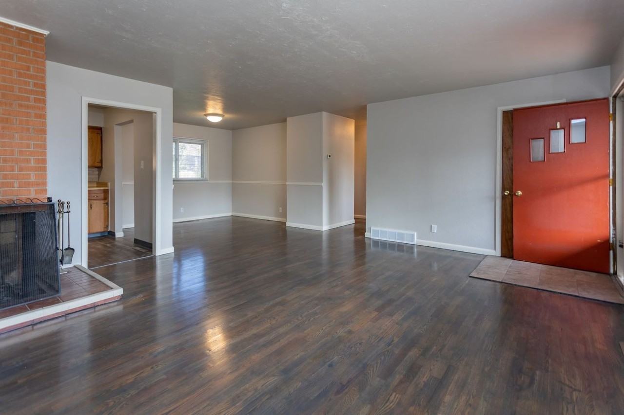 614 W Ramona Ave - Photo 6 of 33